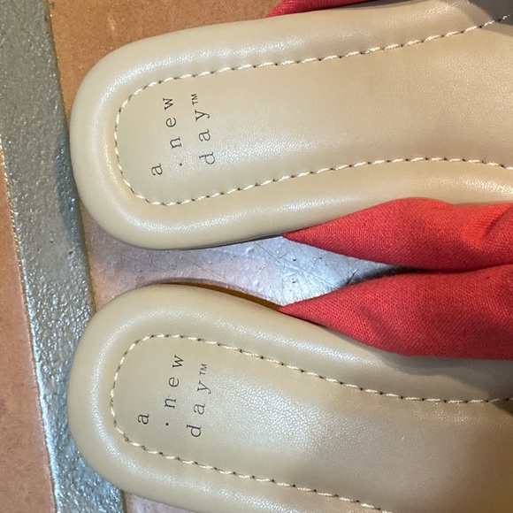 a new day SANDALS - Picture 2 of 3